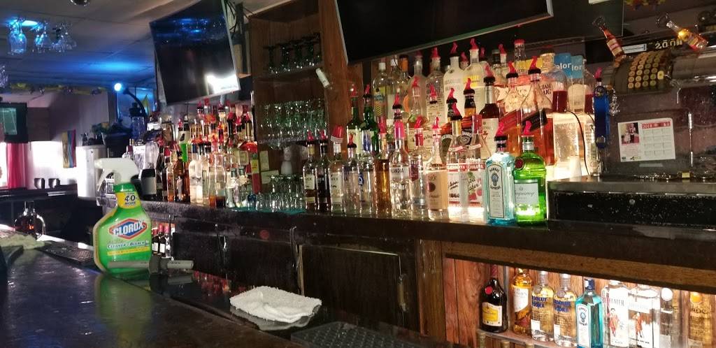 Las Camelias | restaurant | 1802 Westchester Ave, Bronx, NY 10472, USA | 7187941827 OR +1 718-794-1827