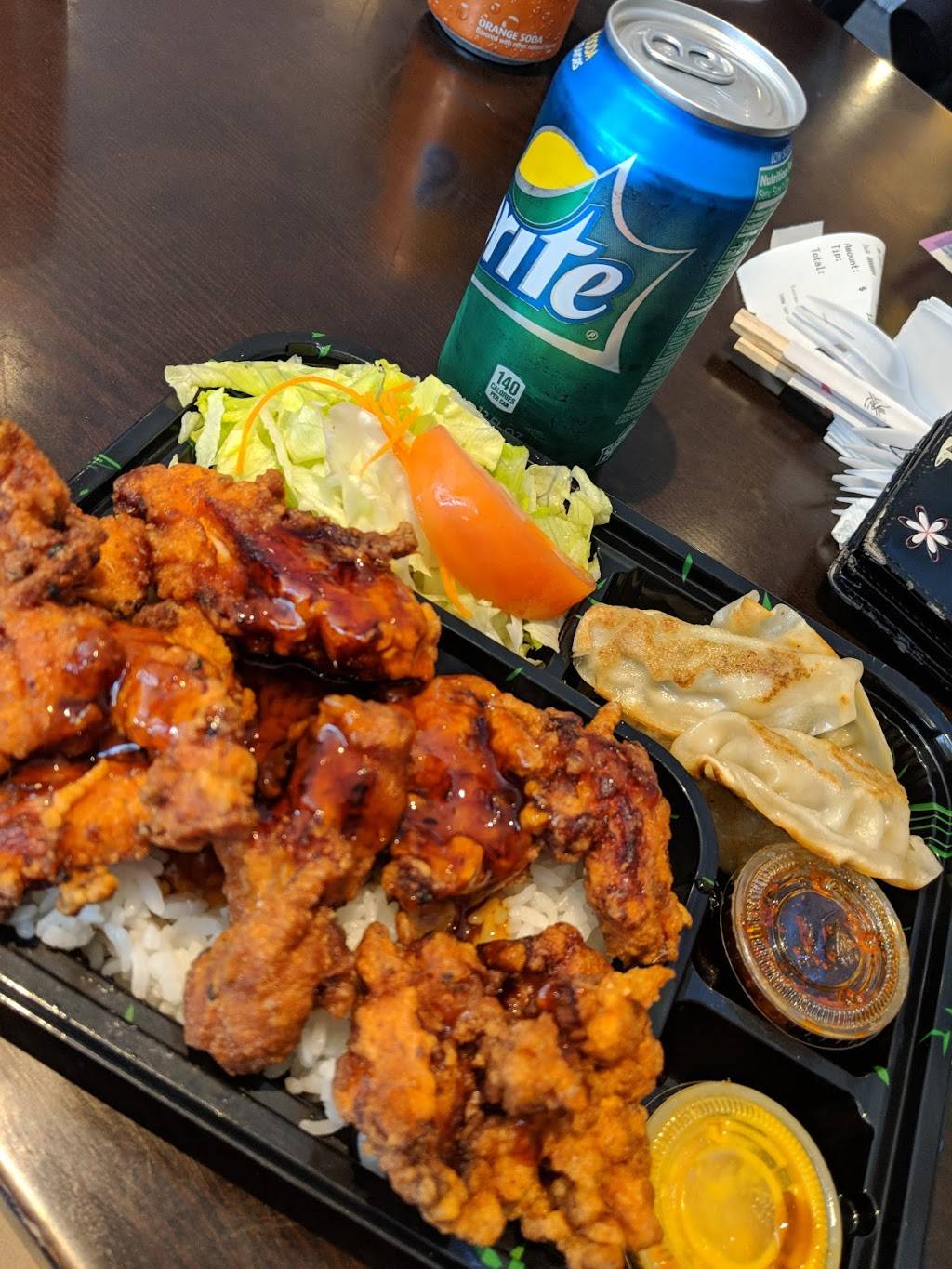 Aburi Sushi Bar | restaurant | 769A Grand St, Brooklyn, NY 11211, USA | 7183878815 OR +1 718-387-8815