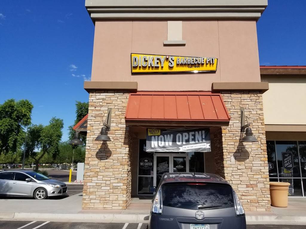 Dickeys Barbecue Pit | restaurant | 9860 W Lower Buckeye Rd, Tolleson, AZ 85353, USA | 6239368298 OR +1 623-936-8298