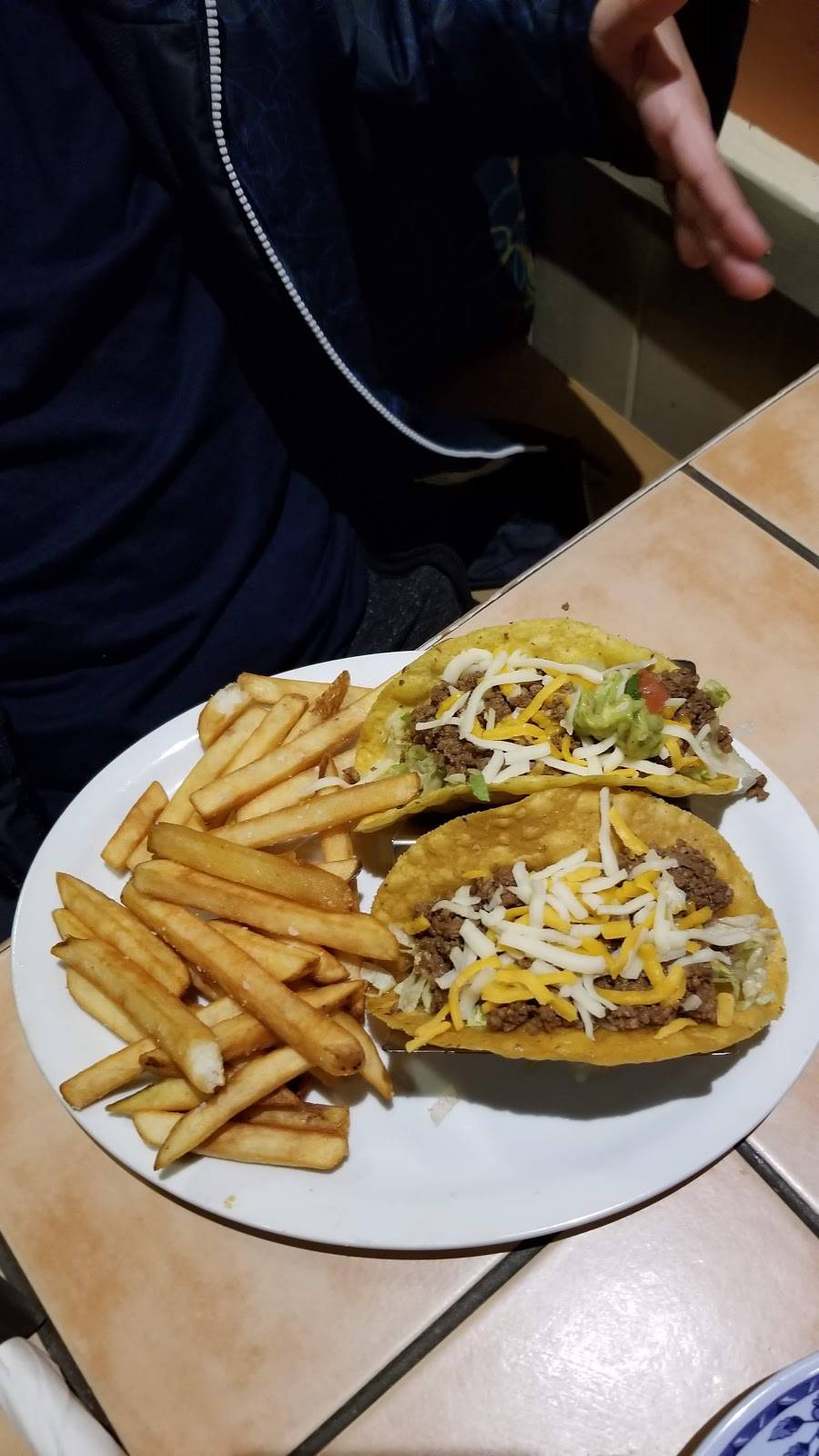 Los Cabos Cantina & Grill | restaurant | 1009 Dundas St E, Whitby, ON L1N 2K2, Canada | 9056686080 OR +1 905-668-6080