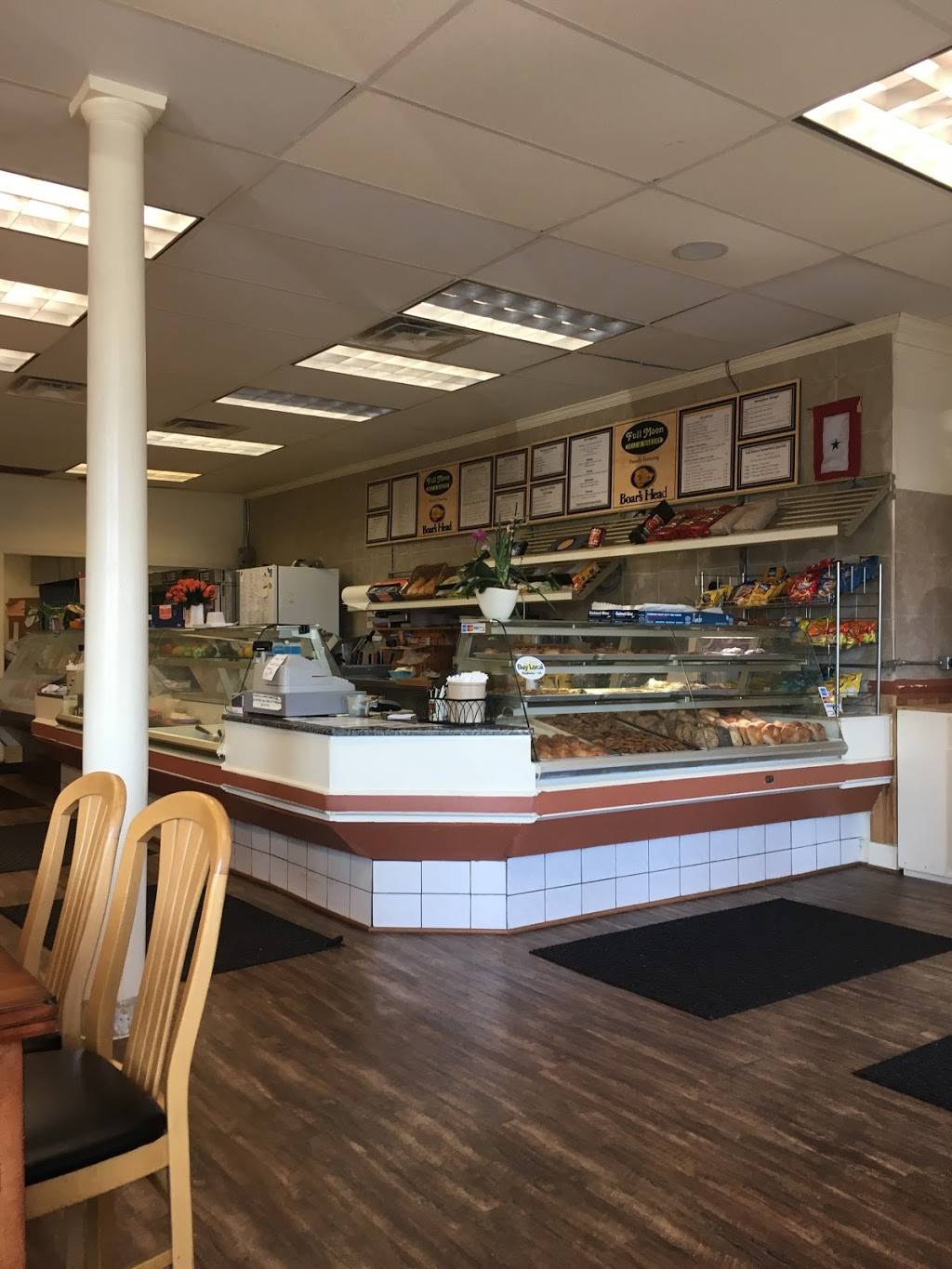 Full Moon Cafe | restaurant | 3549 Electric Rd, Roanoke, VA 24018, USA | 5407251508 OR +1 540-725-1508