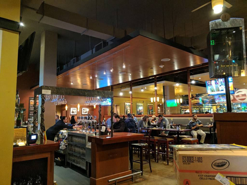 Gordon Biersch Brewery Restaurant | restaurant | 200 E Middle Ln Unit A, Rockville, MD 20850, USA | 3013407159 OR +1 301-340-7159