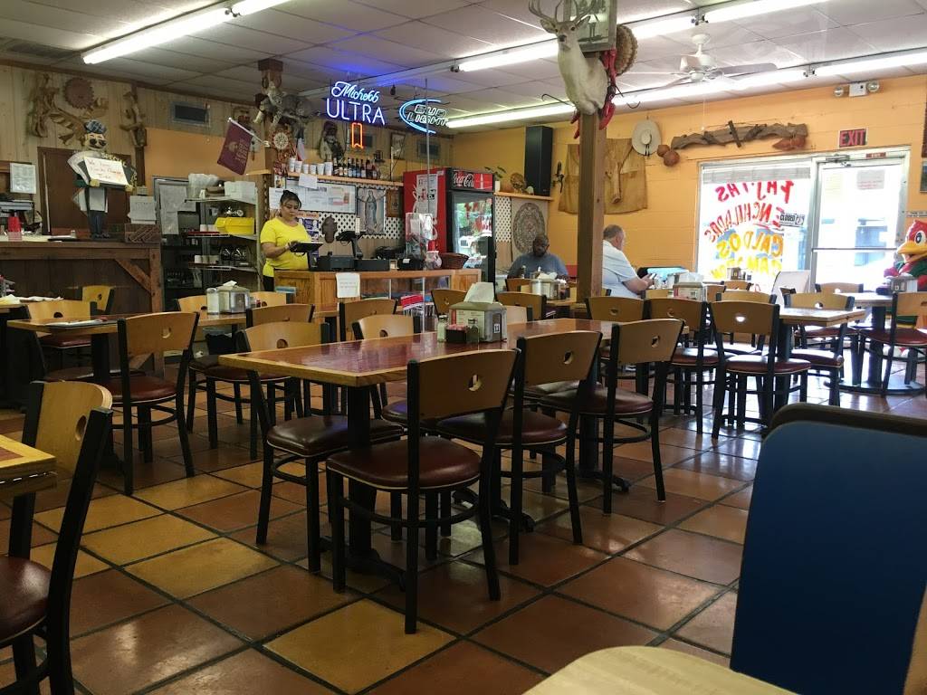 Rogelios Restaurant | cafe | 625 S L B J Dr, San Marcos, TX 78666, USA | 5123924141 OR +1 512-392-4141