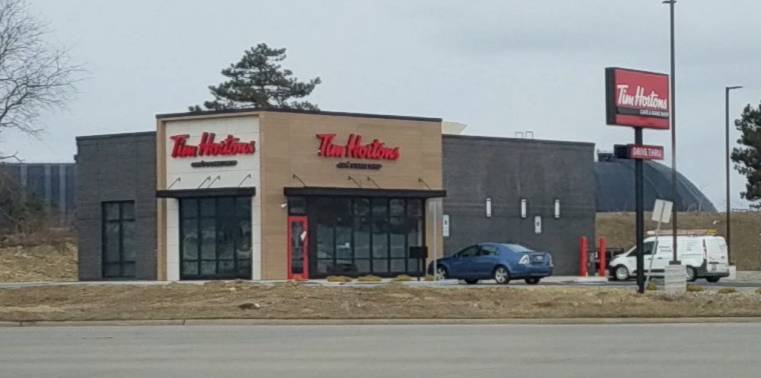 Tim Hortons | restaurant | 1288 George Washington Blvd, Akron, OH 44306, USA | 2345711121 OR +1 234-571-1121