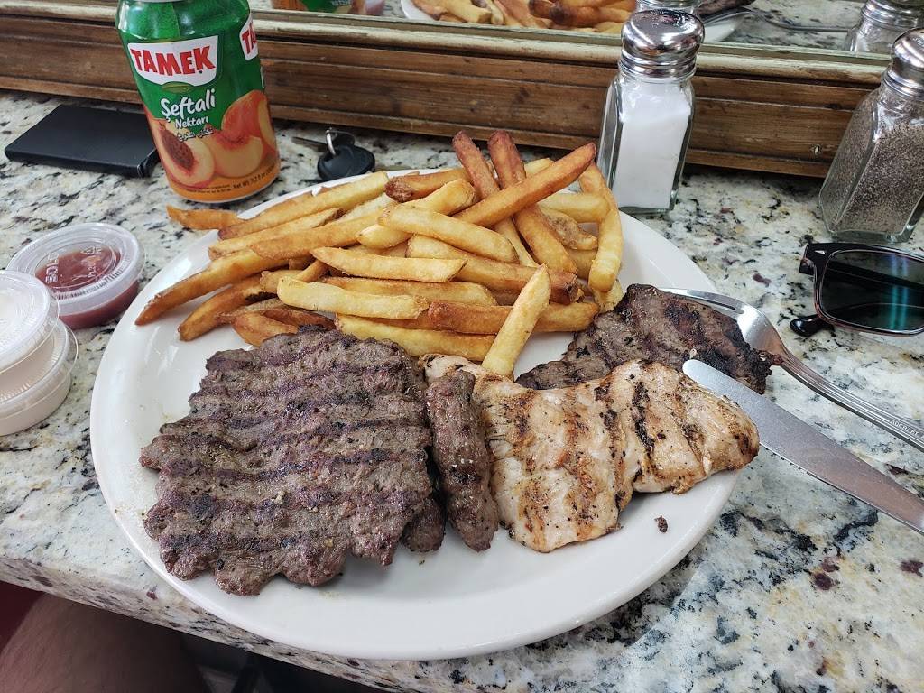 Balkan Grill | restaurant | 5902 N Kings Hwy, Alexandria, VA 22303, USA | 7033293303 OR +1 703-329-3303