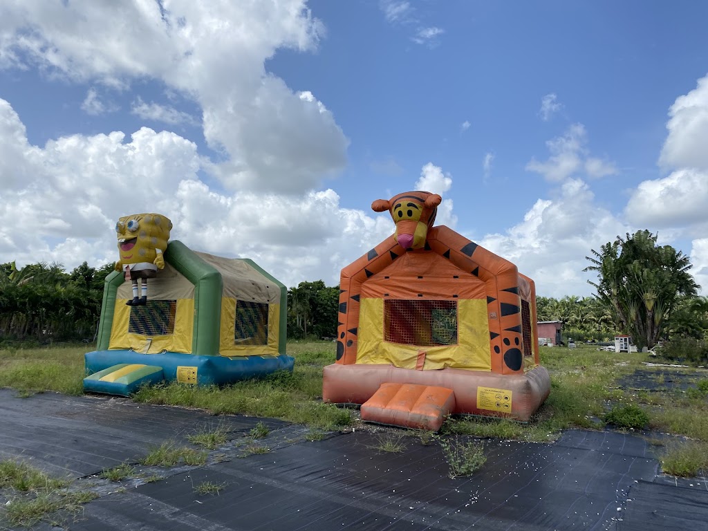 La Rumbita Restaurant | restaurant | 16860 SW 177th Ave, Miami, FL 33187, USA | 7862503418 OR +1 786-250-3418