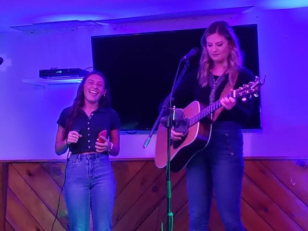 Wheelock inn | restaurant | 82 Wheelock Ave, Millbury, MA 01527, USA | 5087913477 OR +1 508-791-3477