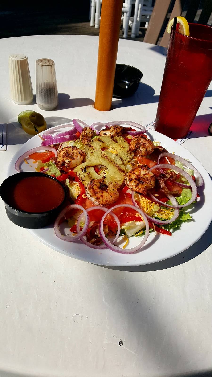 Ichabods Bar & Grille | restaurant | 2320 N Hwy A1A, Indialantic, FL 32903, USA | 3217770214 OR +1 321-777-0214