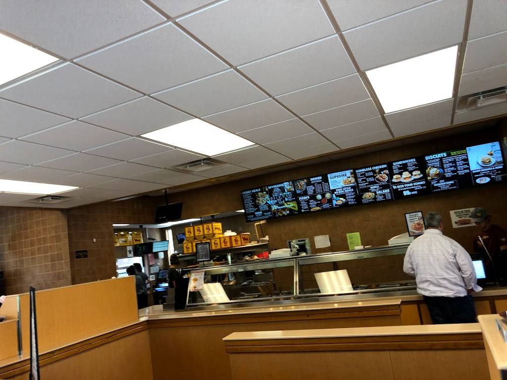 Bojangles Famous Chicken n Biscuits | restaurant | 434 Carl Eller Rd, Mars Hill, NC 28754, USA | 8286801031 OR +1 828-680-1031