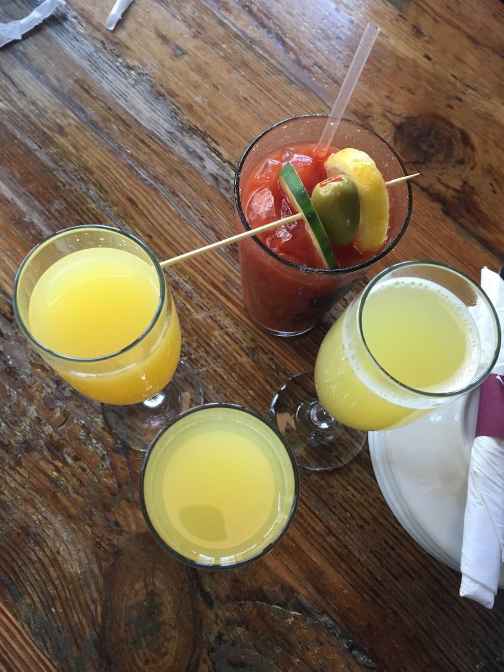 Box 63 American Bar & Grill | restaurant | 338 Elm St, New Haven, CT 06511, USA | 2038217772 OR +1 203-821-7772