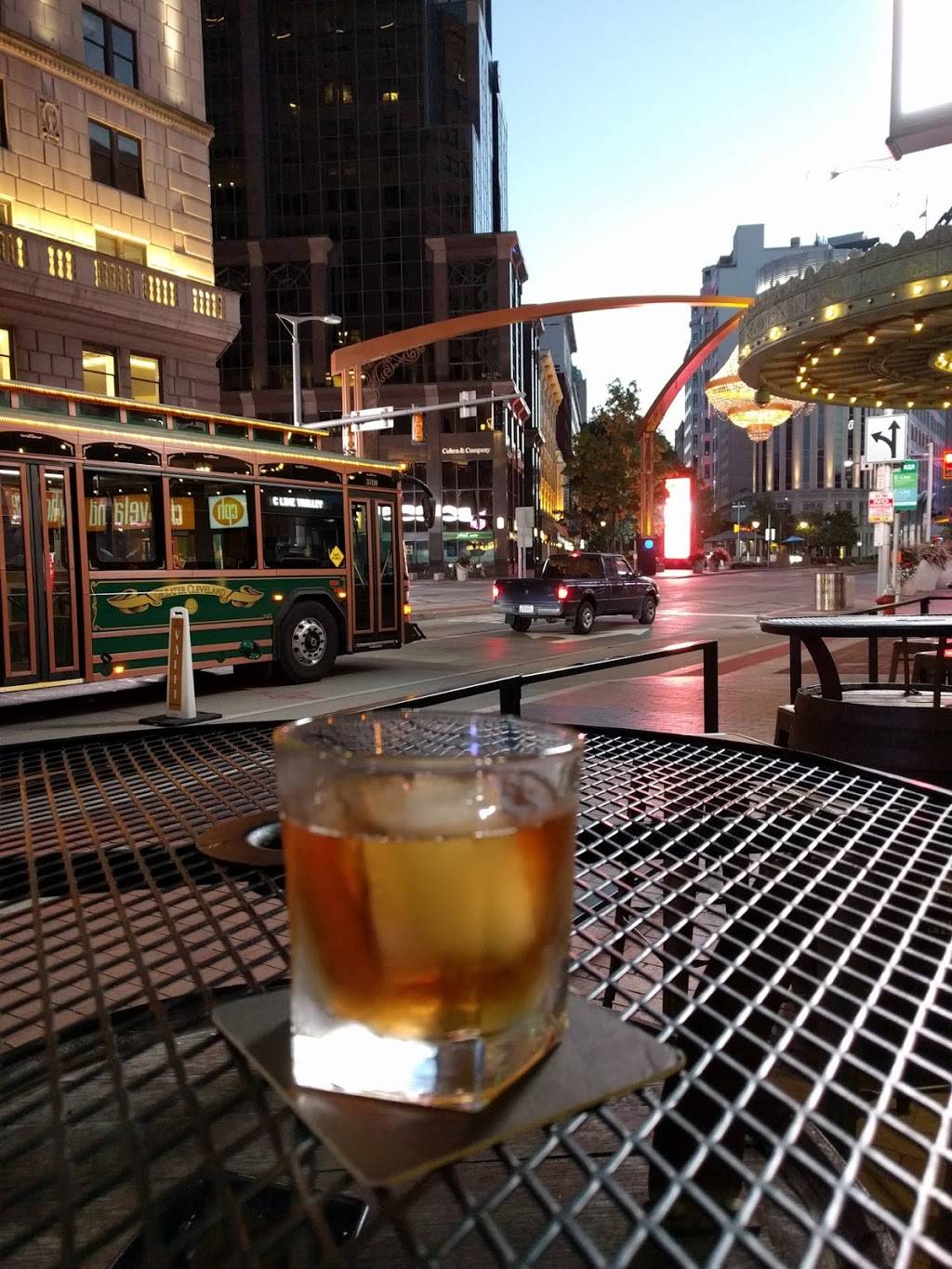 Parnells Irish Pub | restaurant | 1415 Euclid Ave, Cleveland, OH 44115, USA | 2168628953 OR +1 216-862-8953