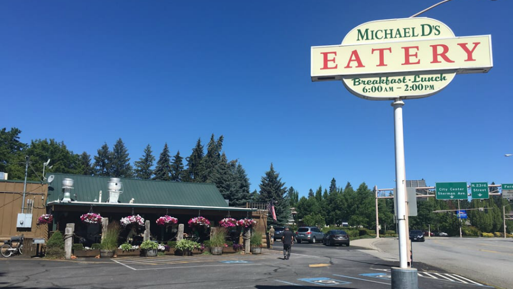 Michael Ds Eatery | restaurant | 203 E Coeur DAlene Lake Dr, Coeur dAlene, ID 83814, USA | 2086769049 OR +1 208-676-9049