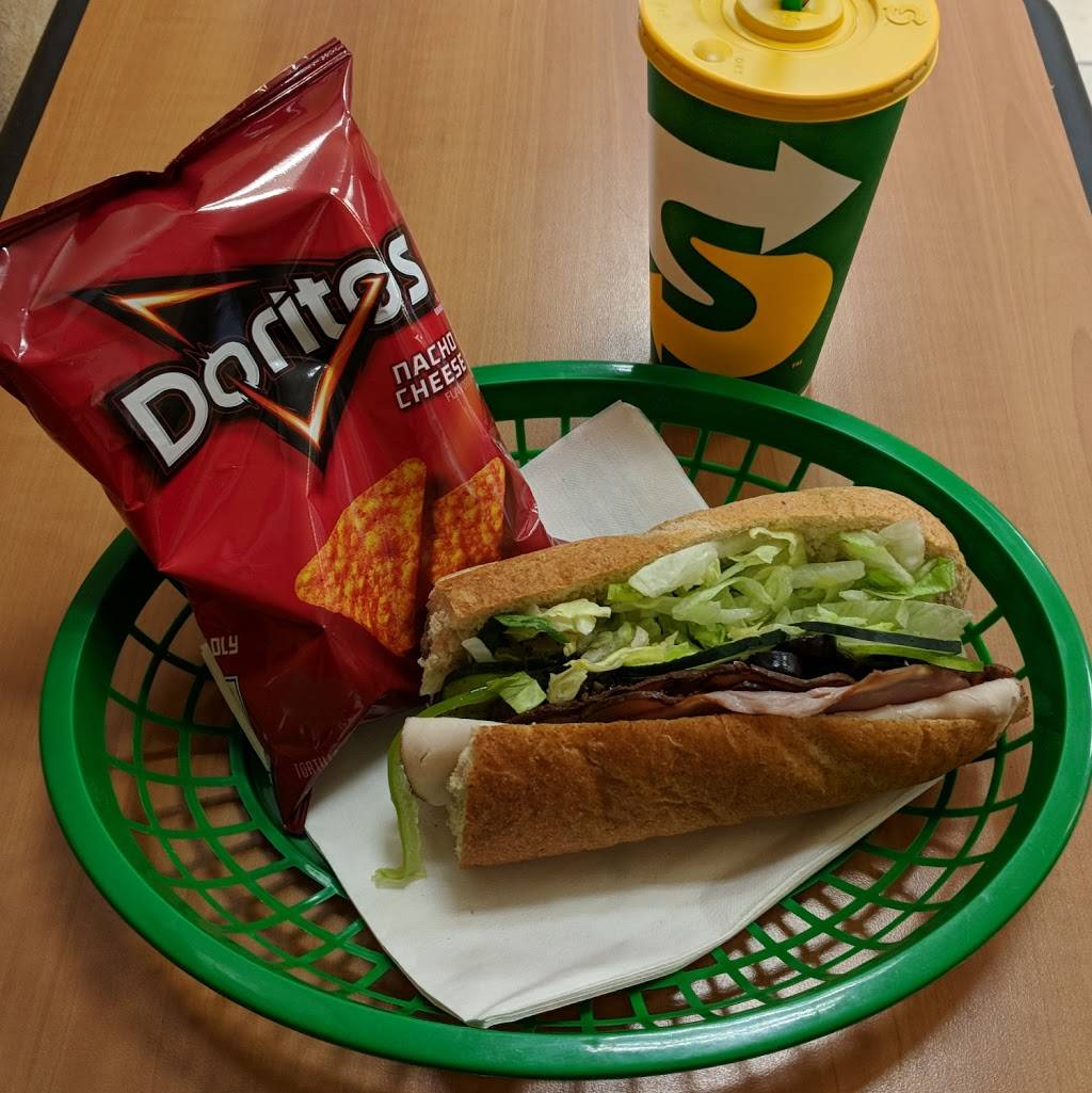 Subway Restaurants | restaurant | 1009 W Alameda Ave B, Burbank, CA 91506, USA | 8189549525 OR +1 818-954-9525