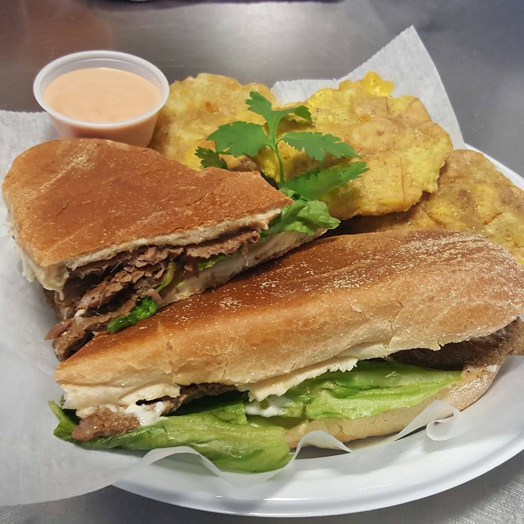 Jibaritos | restaurant | 602 Boston Ave, Bridgeport, CT 06608, USA | 2035720125 OR +1 203-572-0125