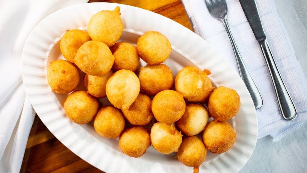 Ma Yve Grill | restaurant | 1980 Rosefield Rd, Pickering, ON L1V 1J8, Canada | 9054926001 OR +1 905-492-6001