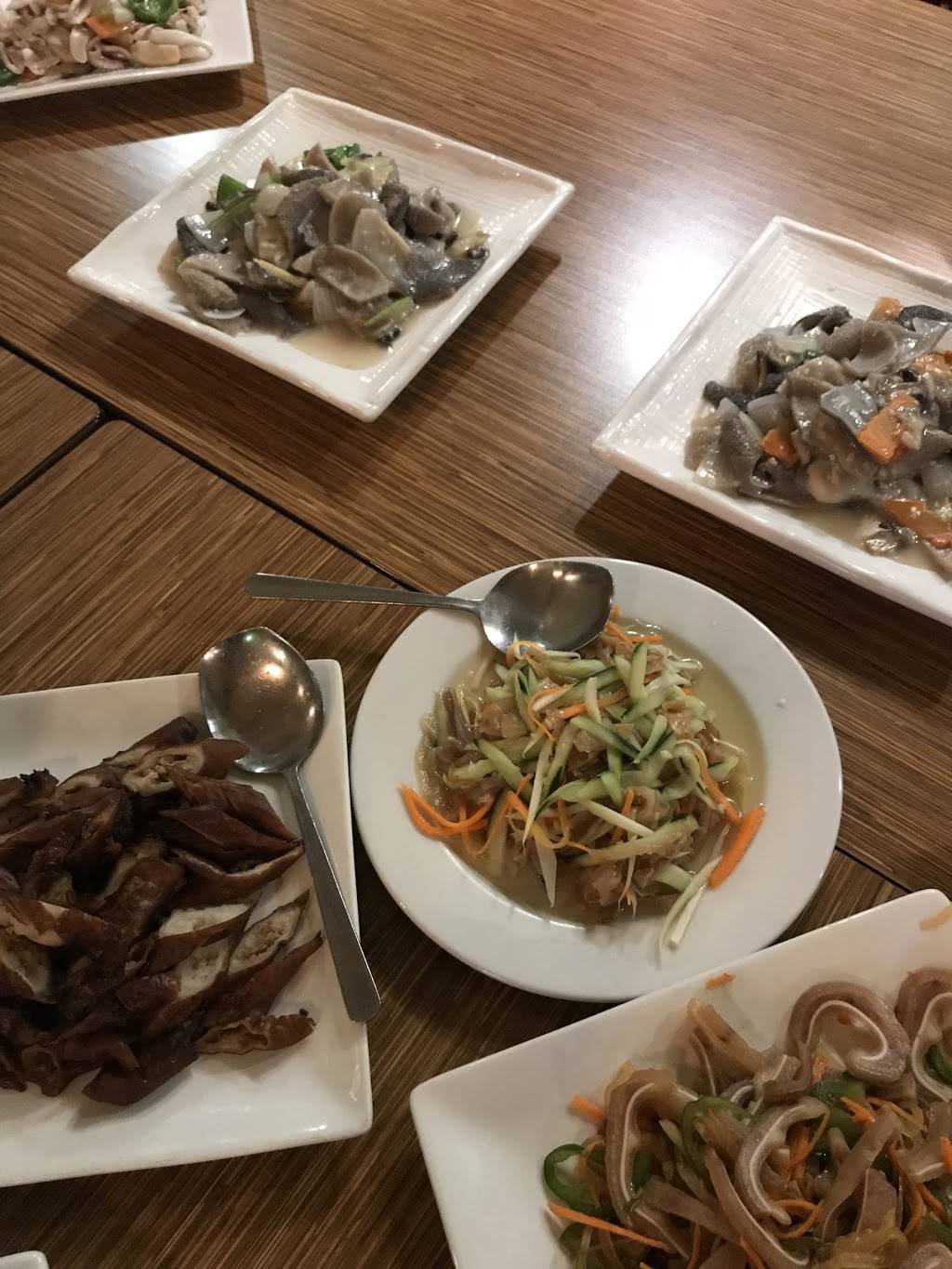 Shanghai Bistro | restaurant | 4223 Research Forest Dr #300, The Woodlands, TX 77381, USA | 2812989998 OR +1 281-298-9998