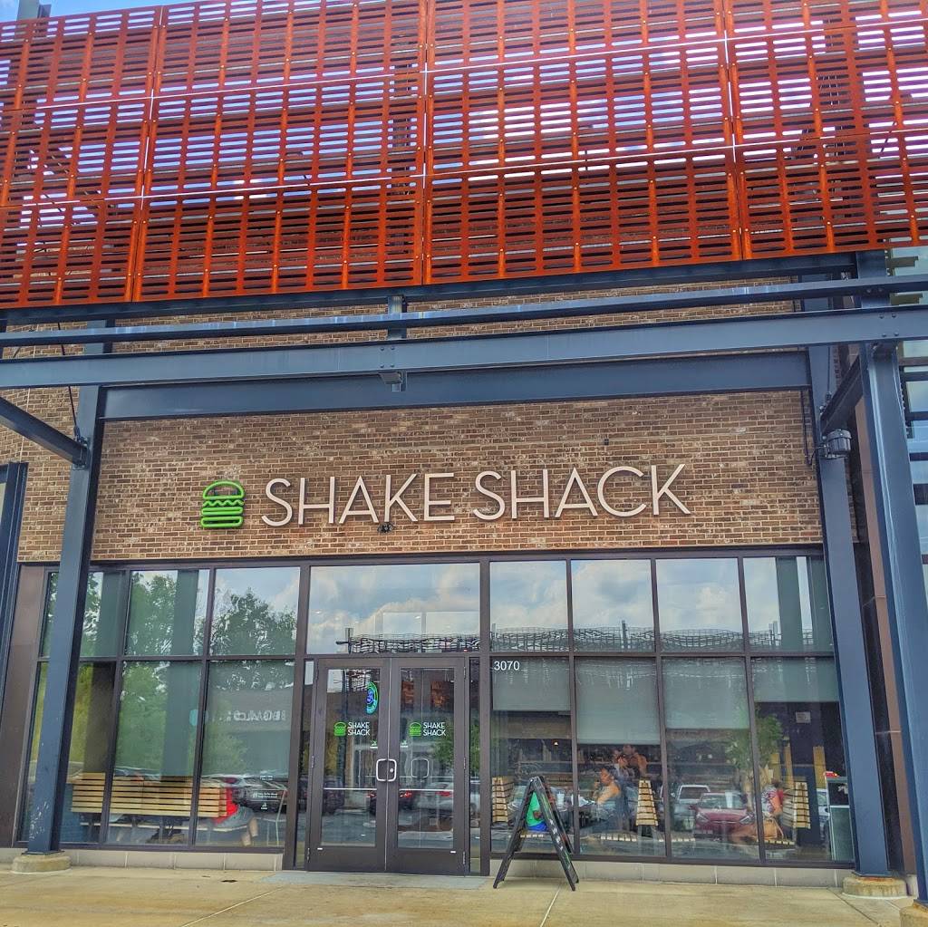 Shake Shack | restaurant | 3030 Washtenaw Ave #107, Ann Arbor, MI 48104, USA | 7344124762 OR +1 734-412-4762