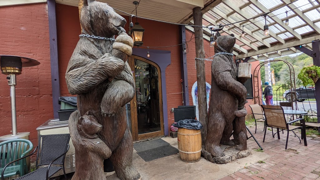 Purple Fiddle | cafe | 96 State Hwy 32, Thomas, WV 26292, USA | 3044634040 OR +1 304-463-4040