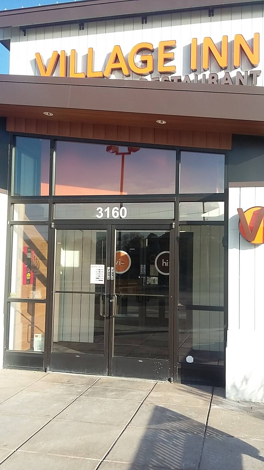 Village Inn | bakery | 3160 S Wadsworth Blvd, Lakewood, CO 80227, USA | 3039853608 OR +1 303-985-3608