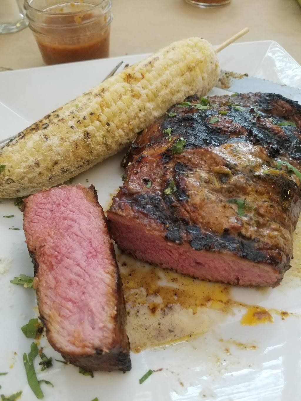 Left of Center Visalia | restaurant | 699 W Center Ave, Visalia, CA 93291, USA | 5597332582 OR +1 559-733-2582