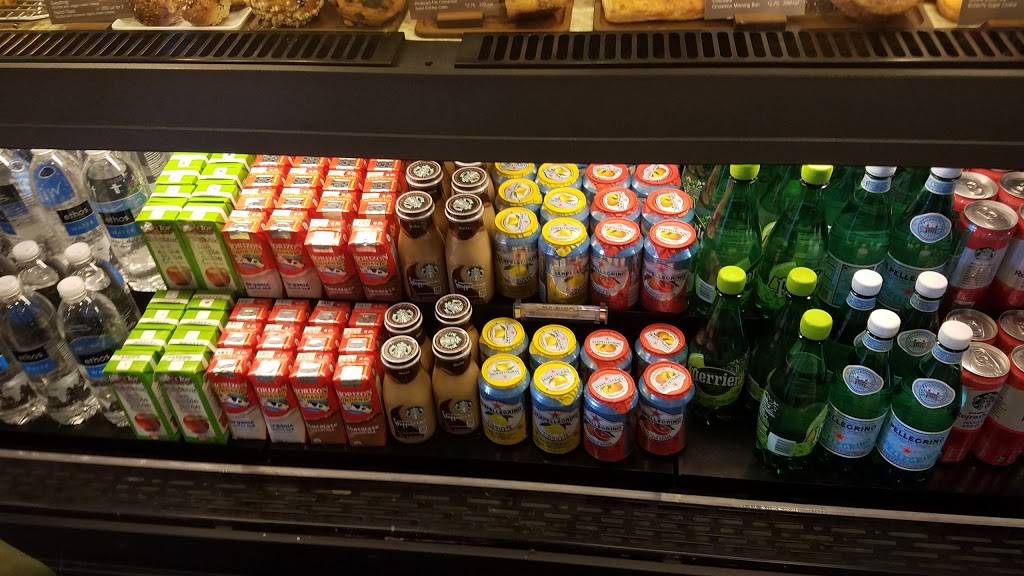 Starbucks | cafe | 6 Great Neck Rd, Great Neck, NY 11021, USA | 5164874944 OR +1 516-487-4944