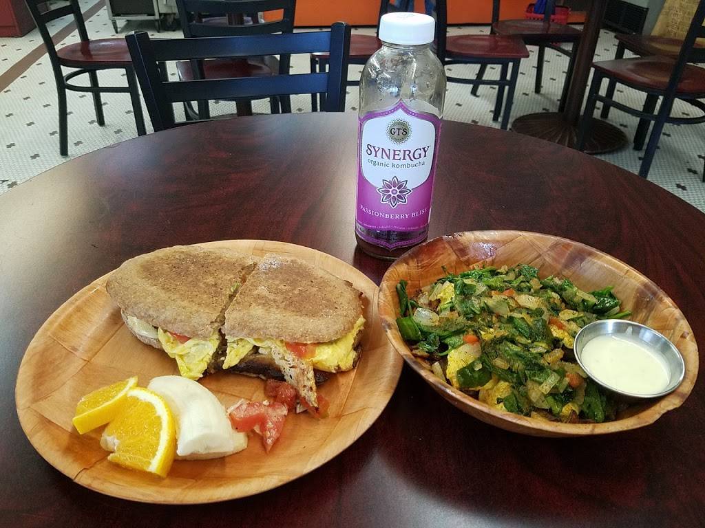 The Downtown Farm Stand | restaurant | 125 E Main St, Muncie, IN 47305, USA | 7652883775 OR +1 765-288-3775