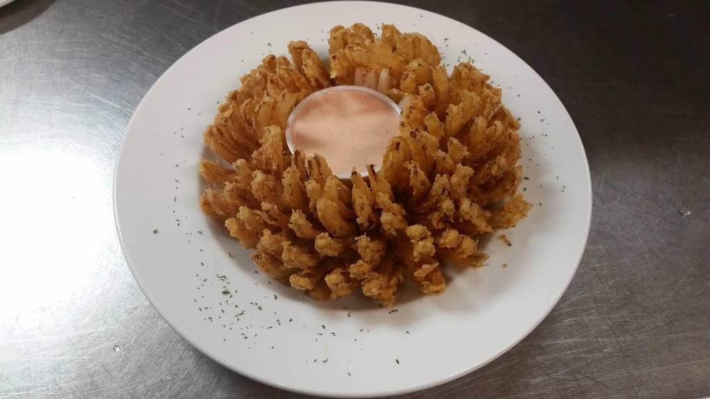 Firehouse Bar & Grill | restaurant | 465 N St Helen Rd, St Helen, MI 48656, USA | 9893891000 OR +1 989-389-1000