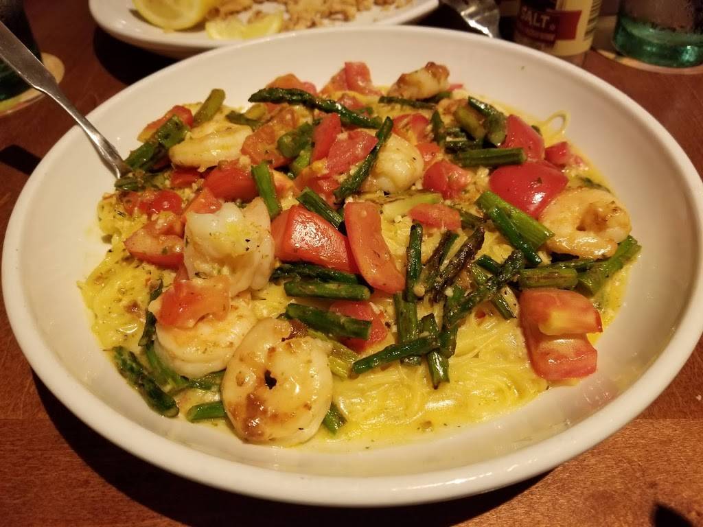 Olive Garden Italian Restaurant | meal takeaway | 4900 Fields Ertel Rd, Cincinnati, OH 45249, USA | 5136775922 OR +1 513-677-5922