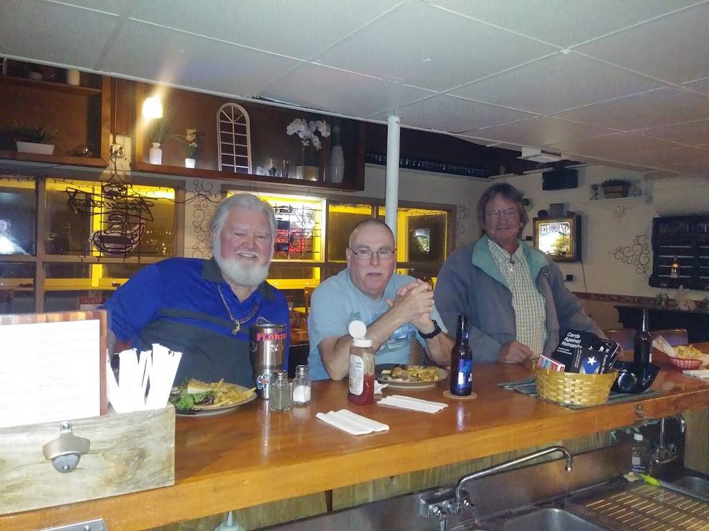 The Dive Inn | restaurant | 275 S Lake Shore Way, Lake Alfred, FL 33850, USA | 8632806860 OR +1 863-280-6860