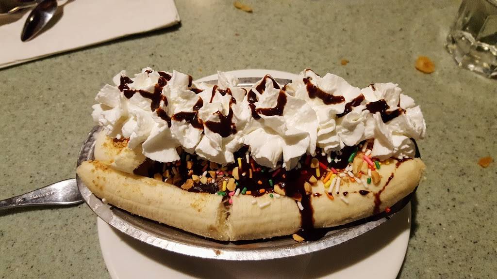 Amphora Restaurant | restaurant | 377 Maple Ave W, Vienna, VA 22180, USA | 7039387877 OR +1 703-938-7877