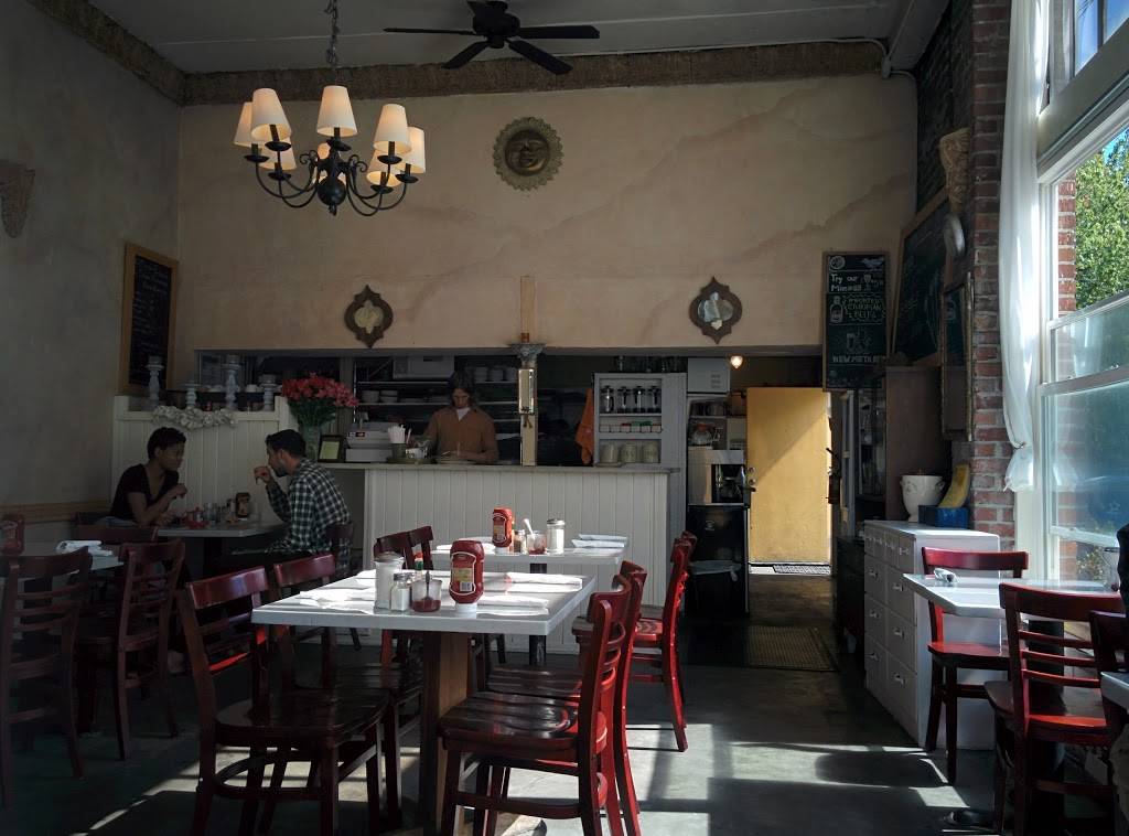 Cafe Soleil | restaurant | 1400 34th Ave, Seattle, WA 98122, USA | 2063251126 OR +1 206-325-1126