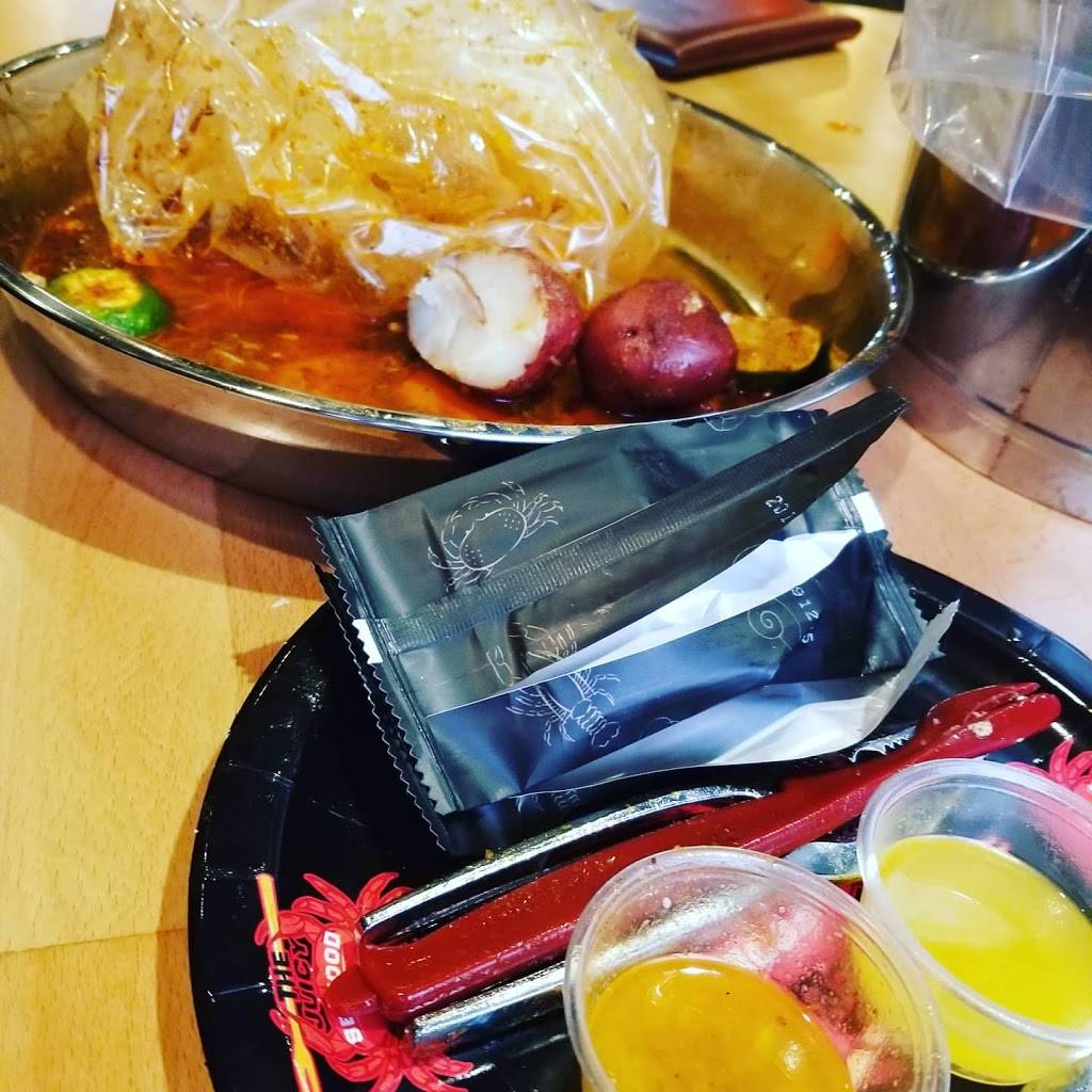 The Juicy Seafood | restaurant | 138 Paul Huff Parkway, Cleveland, TN 37312, USA | 4238133088 OR +1 423-813-3088