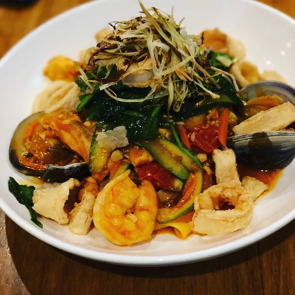 Barnwood Grill | restaurant | 5 Queen St, Newtown, CT 06470, USA | 2034912215 OR +1 203-491-2215