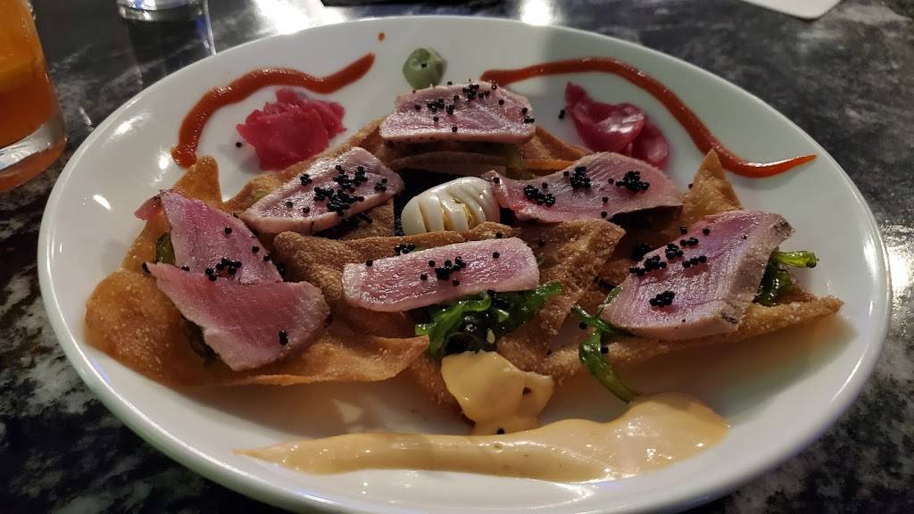 ClaireWaters Bar & Restaurant | restaurant | 2106 N Clairemont Ave, Eau Claire, WI 54703, USA | 7155145757 OR +1 715-514-5757