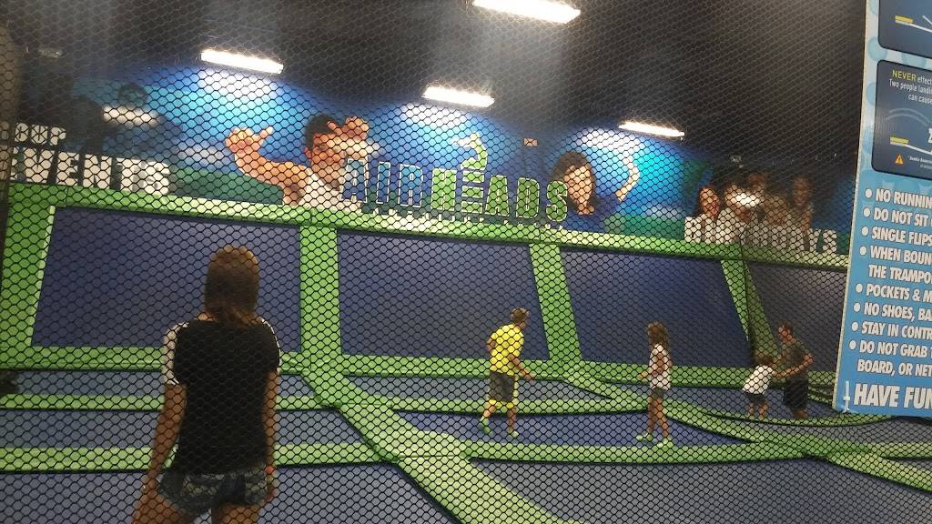 AirHeads Adventure Arena Orlando | restaurant | 33 W Pineloch Ave, Orlando, FL 32806, USA | 4074776753 OR +1 407-477-6753