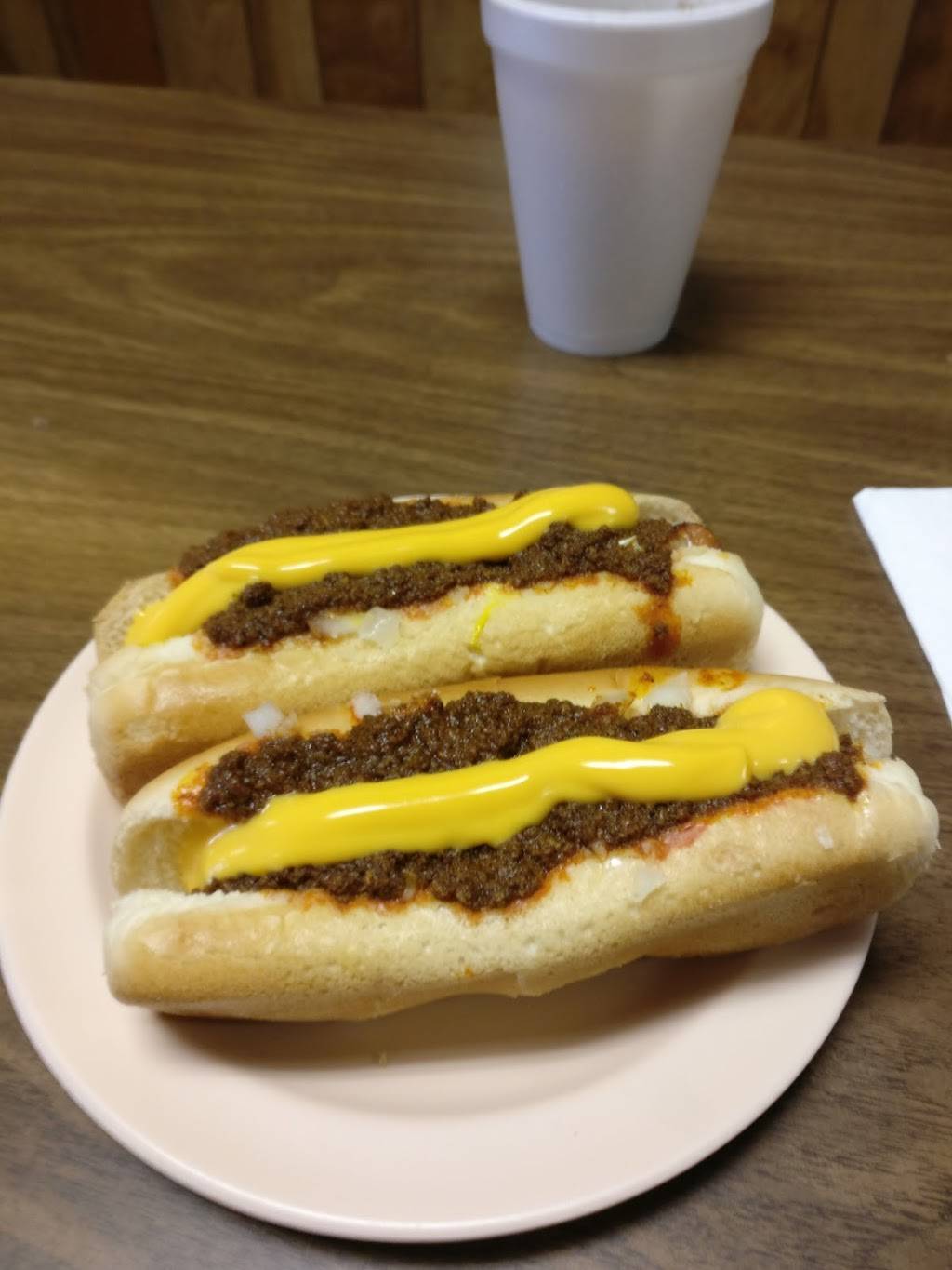 Tonys Hot Dogs | restaurant | 412 Newtown Rd STE D, Virginia Beach, VA 23462, USA | 7574977850 OR +1 757-497-7850