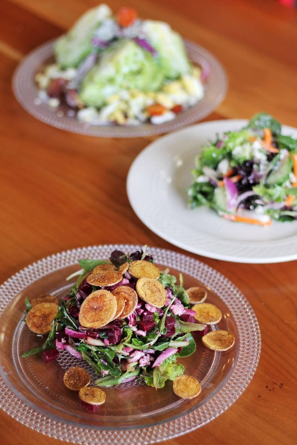 Sandy Point Beach House - Grand Rapids | restaurant | 822 Ottawa Ave NW, Grand Rapids, MI 49503, USA | 6164207724 OR +1 616-420-7724