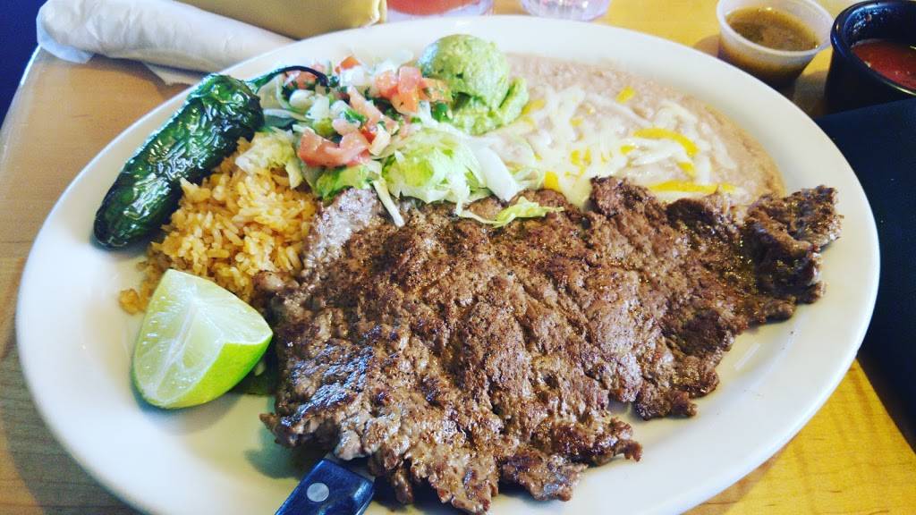 Old Santa Fe Express | restaurant | 5501 S Broadway, Littleton, CO 80121, USA | 3037942420 OR +1 303-794-2420