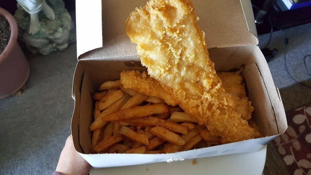 King Fish & Chips | restaurant | 967 King St E, Kitchener, ON N2G 2N1, Canada | 5195794400 OR +1 519-579-4400