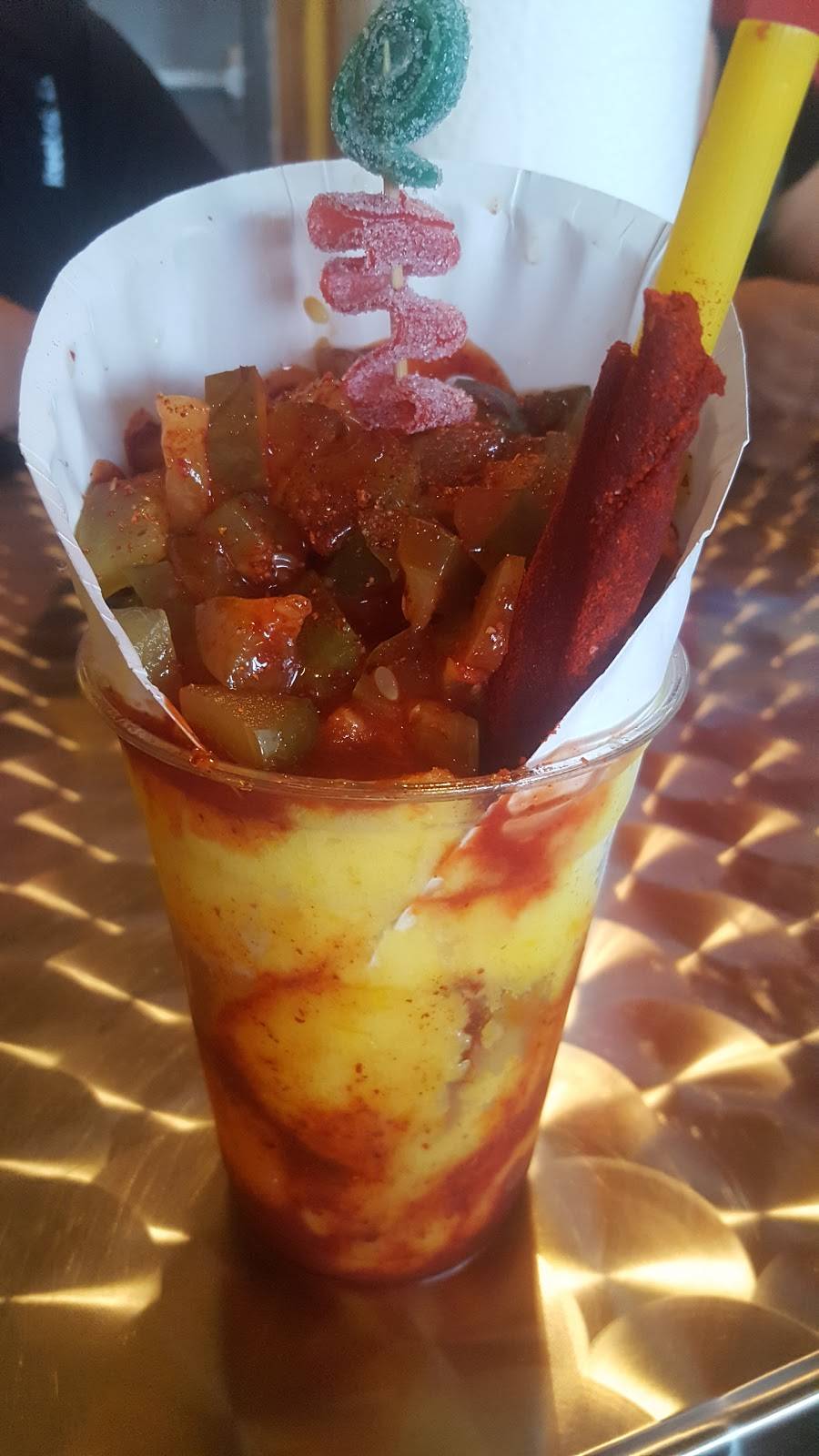 The Munch House | restaurant | 224 Don Brown, Dilley, TX 78017, USA | 2108526857 OR +1 210-852-6857