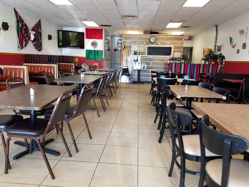 Los Dos Potrillos Mexican Restaurant | restaurant | 614 N State St, Bunnell, FL 32110, USA | 3864374078 OR +1 386-437-4078