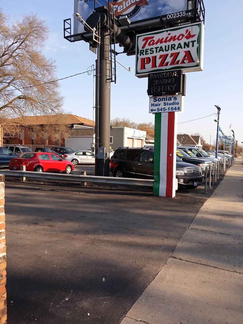 Taninos Italian restaurant | restaurant | 3525 S 76th St, Milwaukee, WI 53220, USA | 4145453131 OR +1 414-545-3131