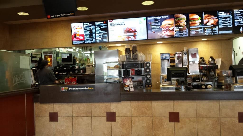 McDonalds | cafe | 731 W Trenton Ave, Findlay, OH 45840, USA | 4194240712 OR +1 419-424-0712