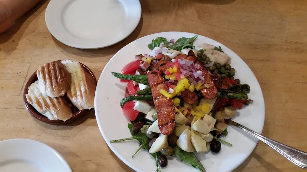 Kuba Kuba | restaurant | 1601 Park Ave, Richmond, VA 23220, USA | 8043558817 OR +1 804-355-8817