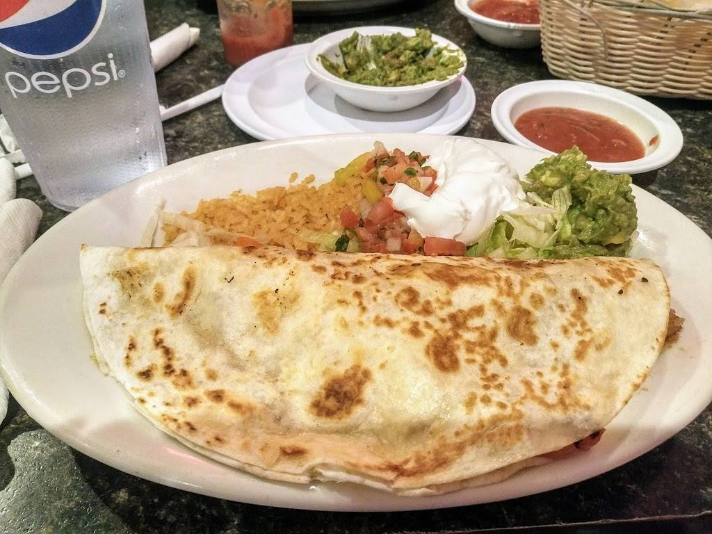 Maracas | restaurant | 4600 Hwy Z, New Melle, MO 63365, USA | 6368286206 OR +1 636-828-6206