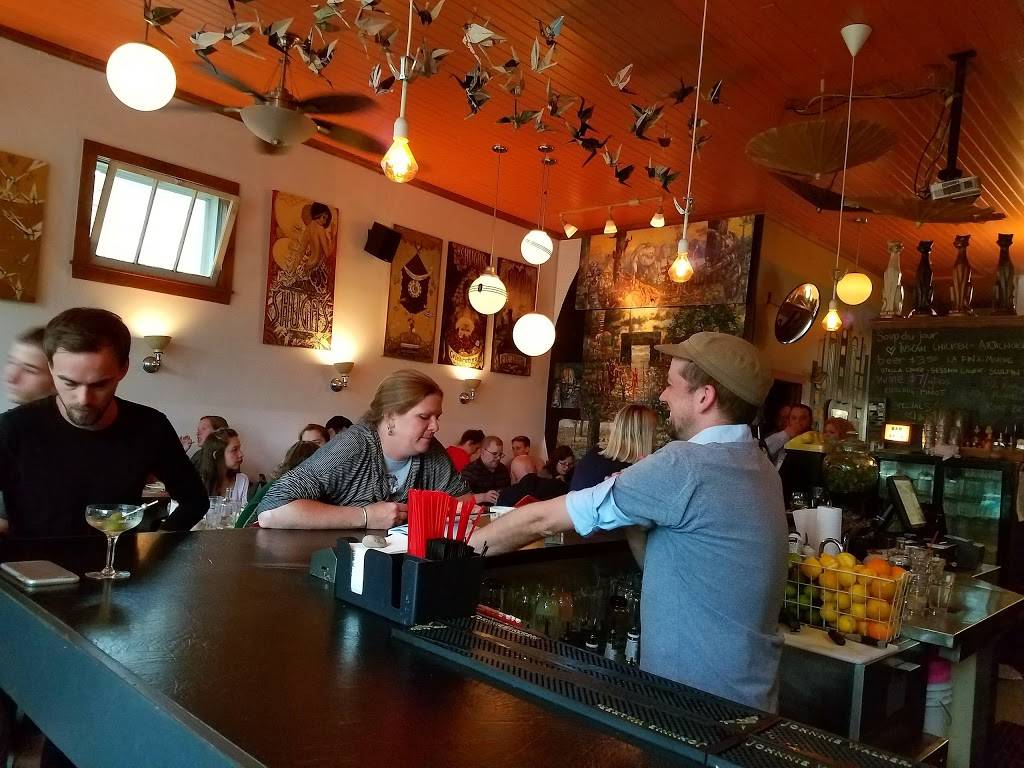 Shugas | restaurant | 702 S Cascade Ave, Colorado Springs, CO 80903, USA | 7193281412 OR +1 719-328-1412