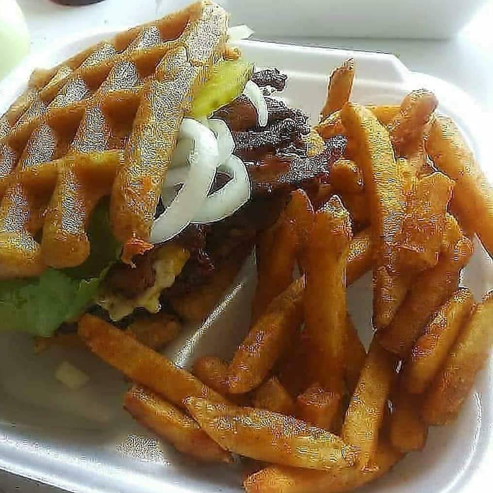 Fye Fye Kitchen | restaurant | 1104 Litton Ave, Nashville, TN 37216, USA | 6155461476 OR +1 615-546-1476