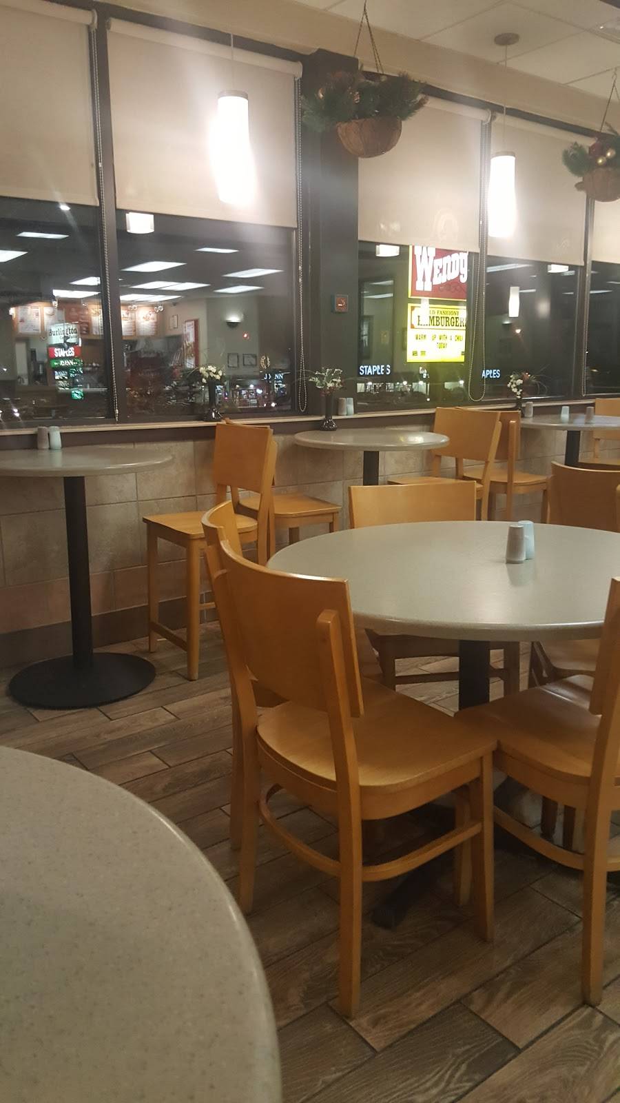 Wendys | restaurant | 1360 Ulster Ave, Kingston, NY 12401, USA | 8453822070 OR +1 845-382-2070