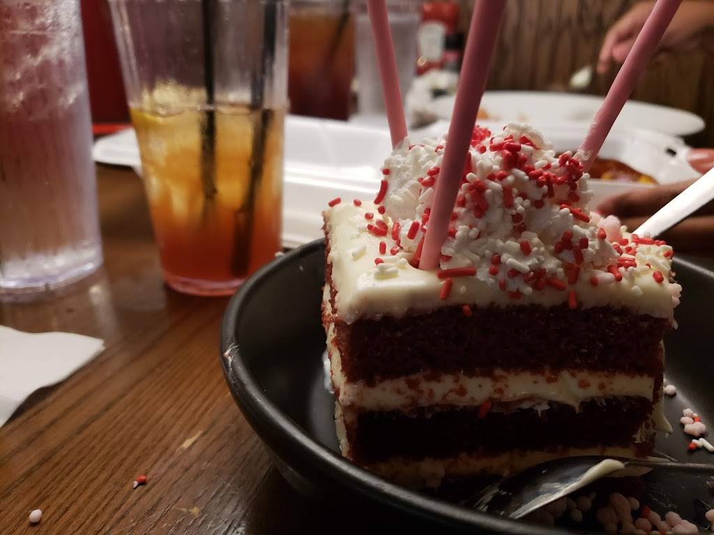 TGI Fridays | restaurant | 13499 US-41, Fort Myers, FL 33907, USA | 2394892401 OR +1 239-489-2401