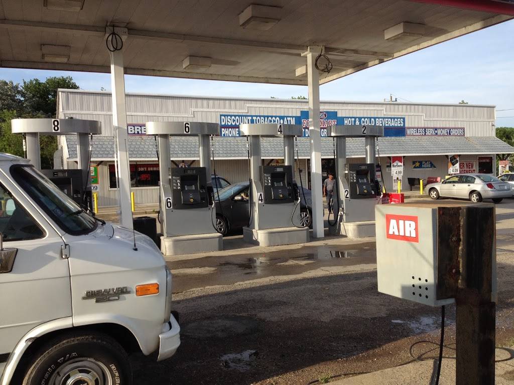 EZ FOOD MART | restaurant | 14725 NC-71 N, Shannon, NC 28386, USA | 9108438235 OR +1 910-843-8235